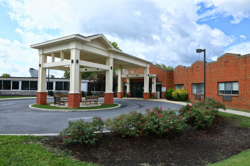 COMPLETE CARE AT HAGERSTOWN nursing home in HAGERSTOWN, MD - Photo 2 of 5