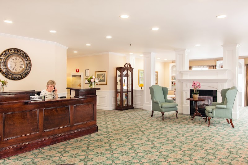 ROYAL BRAINTREE NURSING AND REHABILITATION CENTER nursing home in BRAINTREE, MA - Photo 4 of 5