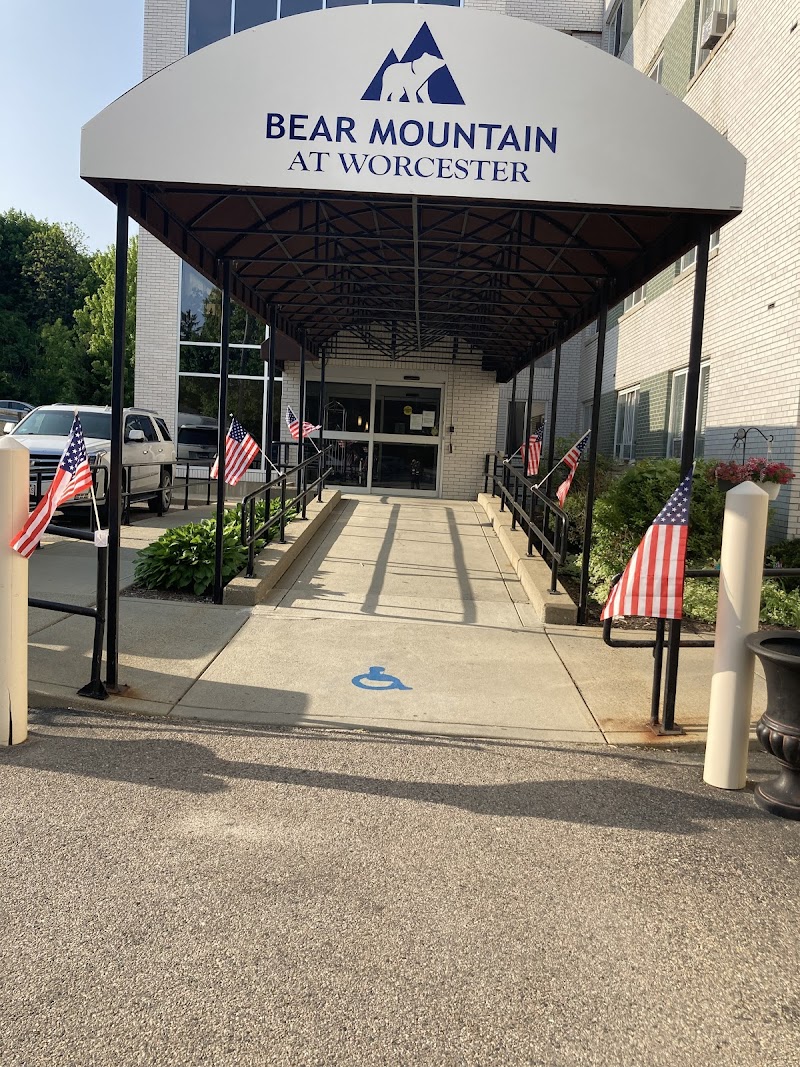 BEAR MOUNTAIN AT WORCESTER nursing home in WORCESTER, MA - Photo 3 of 5