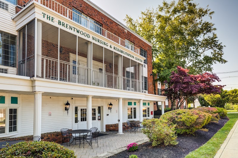 BRENTWOOD REHABILITATION AND HEALTHCARE CTR (THE) nursing home in DANVERS, MA - Photo 3 of 10