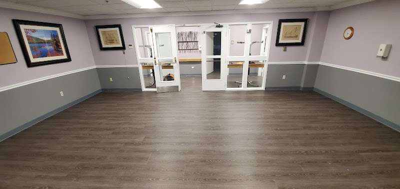 MAPLEWOOD CENTER nursing home in AMESBURY, MA - Photo 3 of 5