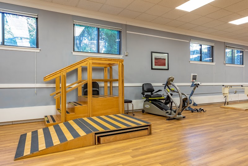 CARE ONE AT NORTHAMPTON nursing home in NORTHAMPTON, MA - Photo 3 of 5