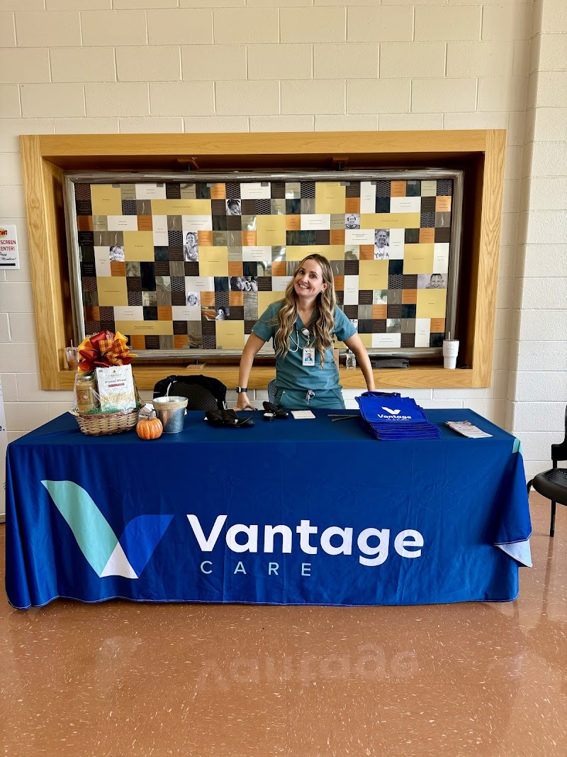 VANTAGE AT  HAMPDEN LLC nursing home in HAMPDEN, MA - Photo 2 of 5