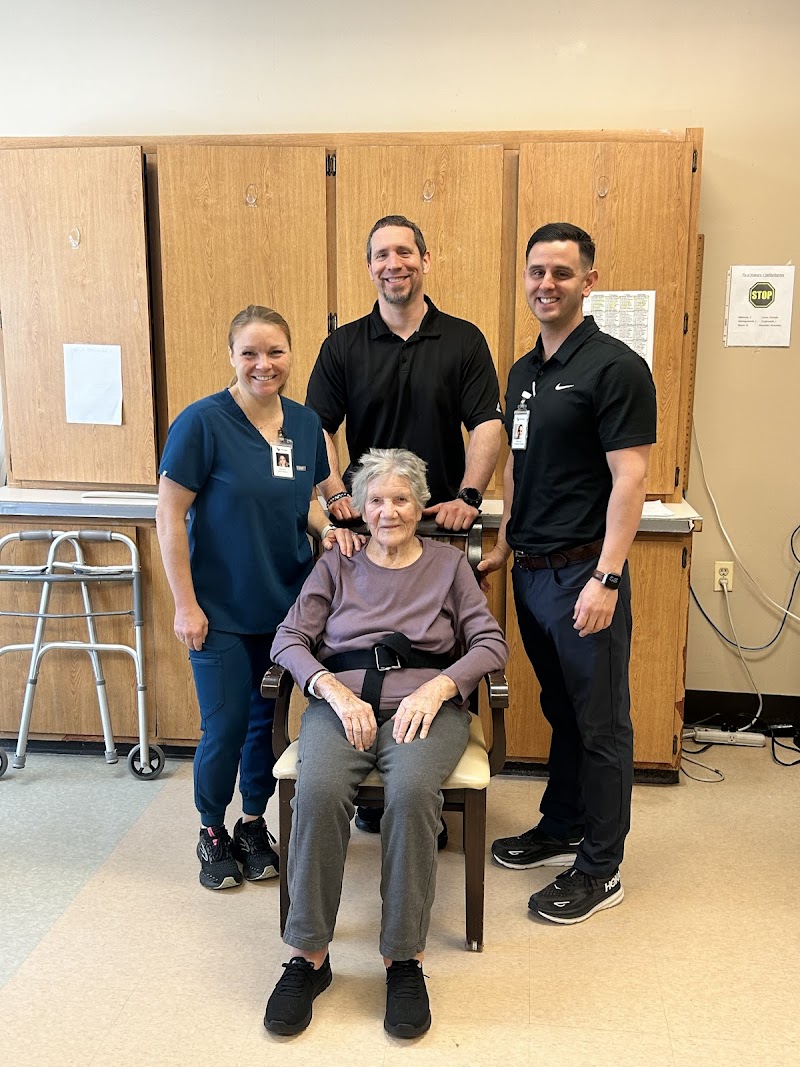 VANTAGE AT  HAMPDEN LLC nursing home in HAMPDEN, MA - Photo 4 of 5