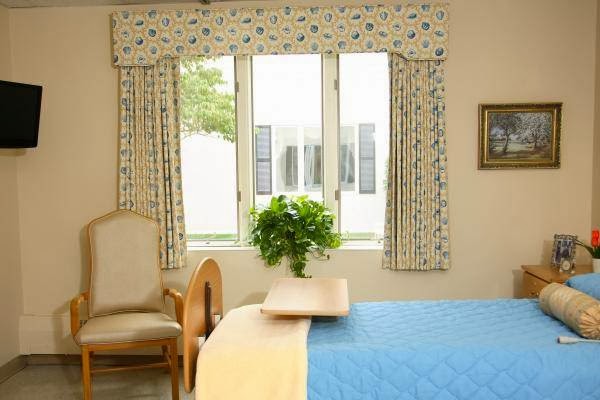 BAY PATH AT DUXBURY NURSING & REHABILITATION CTR nursing home in DUXBURY, MA - Photo 2 of 10