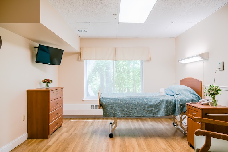 CARE ONE AT LEXINGTON nursing home in LEXINGTON, MA - Photo 3 of 5