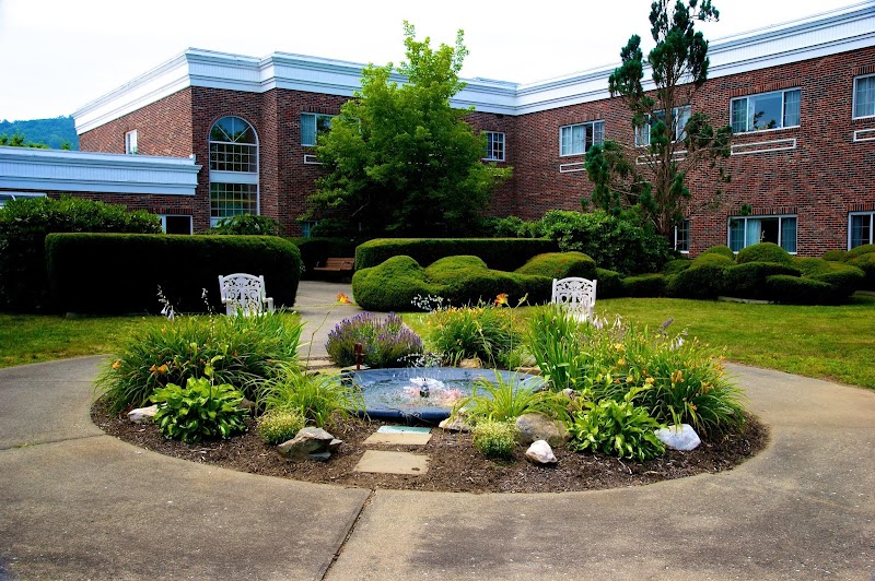 CHARLENE MANOR EXTENDED CARE FACILITY nursing home in GREENFIELD, MA - Photo 4 of 5