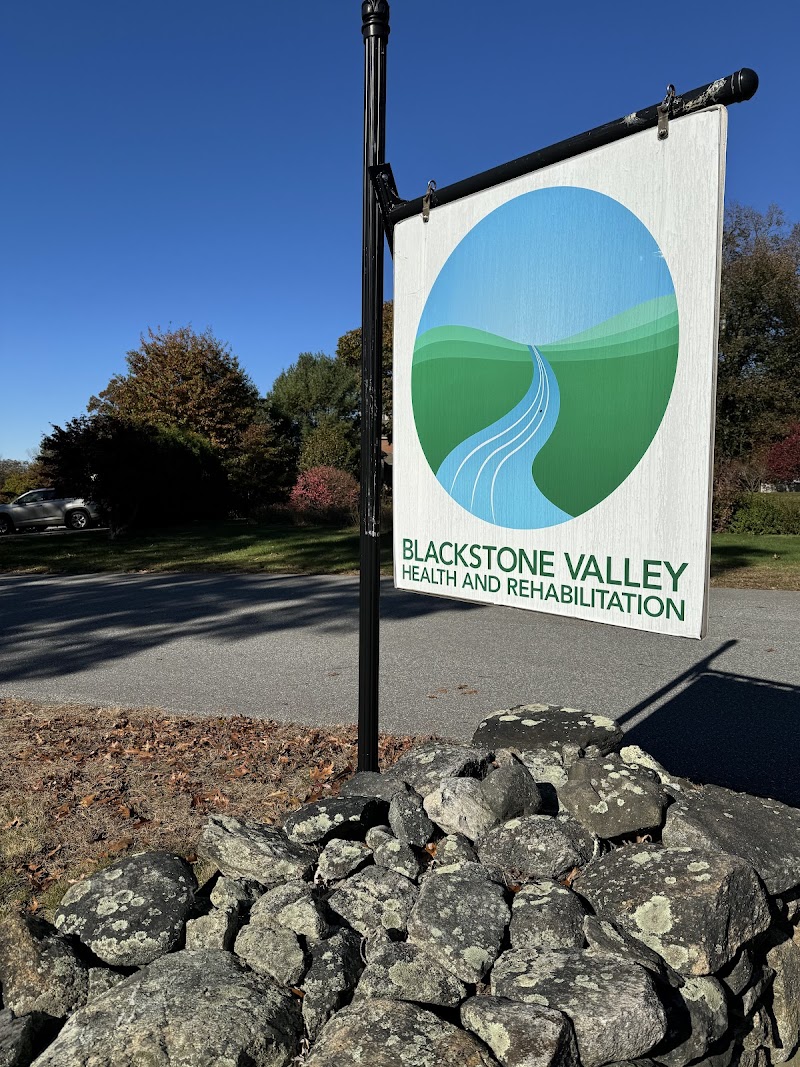 BLACKSTONE VALLEY HEALTH AND REHABILITATION nursing home in WHITINSVILLE, MA - Photo 4 of 5