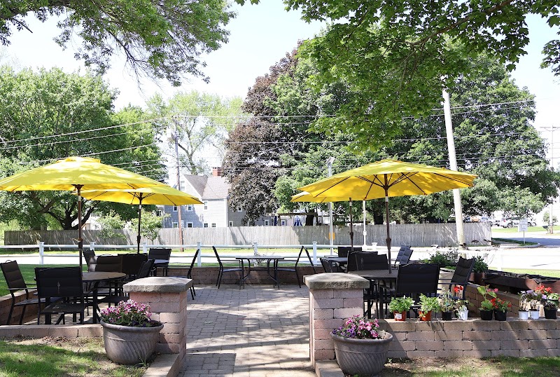 ADVINIACARE NEWBURYPORT nursing home in NEWBURYPORT, MA - Photo 5 of 5