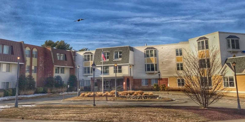 CAPE REGENCY REHABILITATION & HEALTH CARE CENTER nursing home in CENTERVILLE, MA - Photo 2 of 5