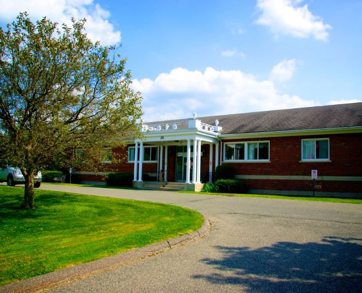 WILLIAMSTOWN COMMONS NURSING & REHAB nursing home in WILLIAMSTOWN, MA - Photo 2 of 6
