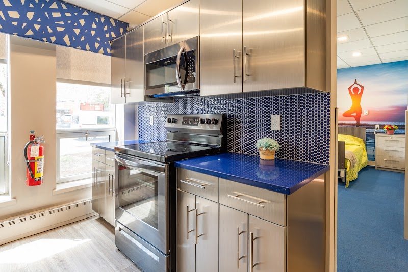 CHESTNUT WOODS REHABILITATION AND HEALTHCARE CTR nursing home in SAUGUS, MA - Photo 5 of 10