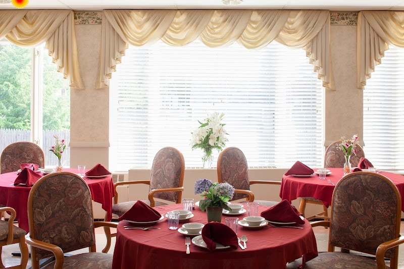 VANTAGE AT WESTFIELD LLC nursing home in WESTFIELD, MA - Photo 3 of 5