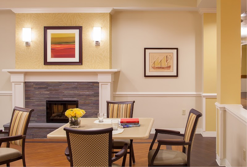 HATHORNE HILL REHABILITATION AND HEALTHCARE CENTER nursing home in DANVERS, MA - Photo 4 of 5