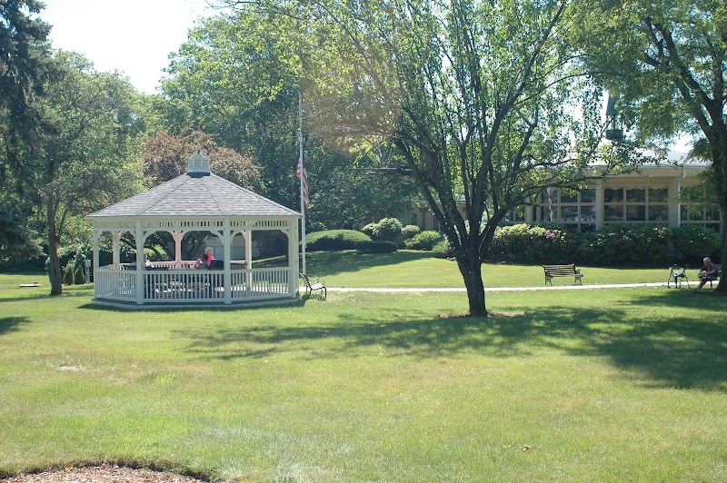 FAIRHAVEN HEALTHCARE CENTER nursing home in LOWELL, MA - Photo 4 of 5