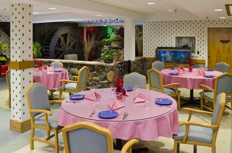 MARIAN MANOR OF TAUNTON nursing home in TAUNTON, MA - Photo 4 of 5