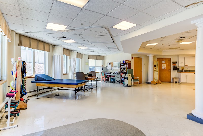 ROYAL MEADOW VIEW CENTER nursing home in NORTH READING, MA - Photo 2 of 5