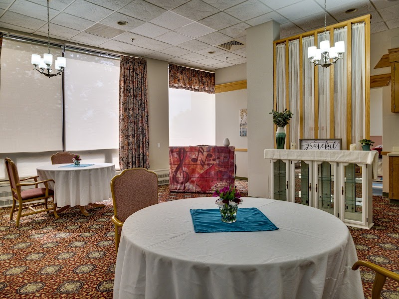 MISSION CARE AT HOLYOKE nursing home in HOLYOKE, MA - Photo 4 of 5