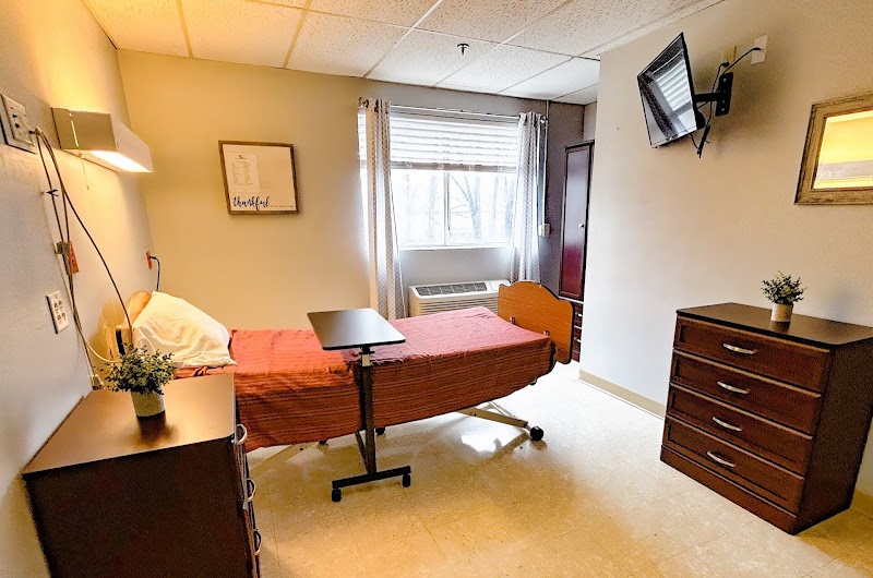 ELIOT CENTER FOR HEALTH AND REHABILITATION nursing home in NATICK, MA - Photo 4 of 5