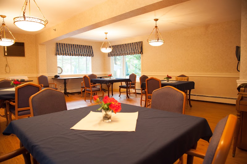 RIVERBEND OF SOUTH NATICK nursing home in S NATICK, MA - Photo 3 of 5