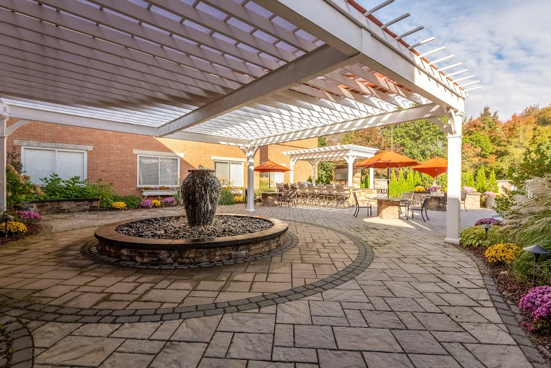 CARE ONE AT WEYMOUTH nursing home in WEYMOUTH, MA - Photo 3 of 5