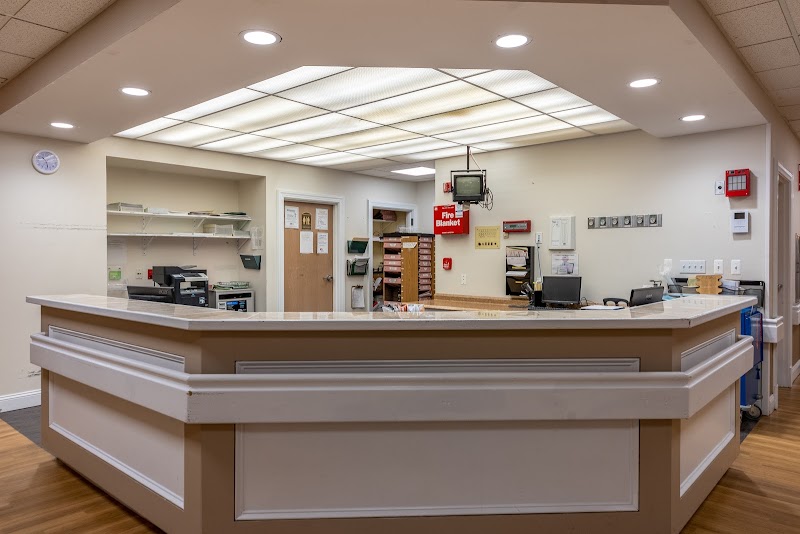 CARE ONE AT WEYMOUTH nursing home in WEYMOUTH, MA - Photo 5 of 5