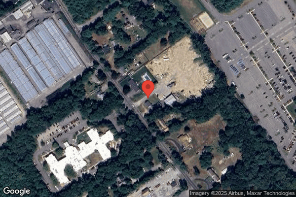 LIFE CARE CENTER OF RAYNHAM nursing home in RAYNHAM, MA - Photo 1 of 10