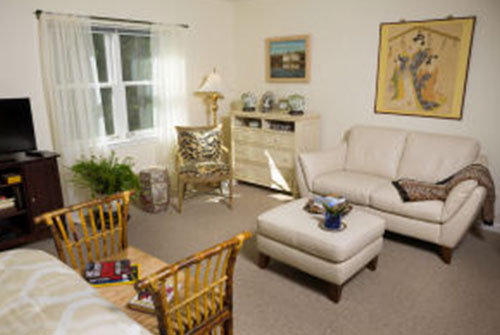 LOOMIS LAKESIDE AT REEDS LANDING nursing home in SPRINGFIELD, MA - Photo 4 of 10