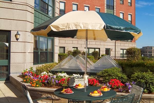 HANCOCK PARK REHABILIATION AND NURSING CENTER nursing home in QUINCY, MA - Photo 3 of 5