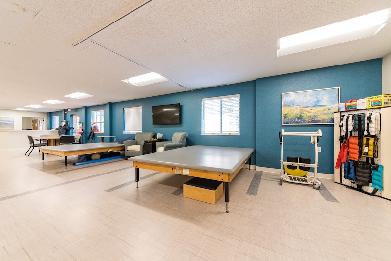 CARE ONE AT MILLBURY nursing home in MILLBURY, MA - Photo 4 of 5