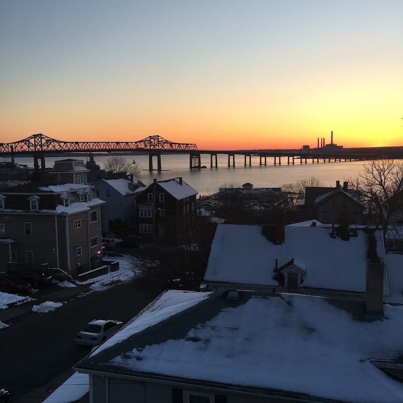 FALL RIVER HEALTHCARE nursing home in FALL RIVER, MA - Photo 4 of 5