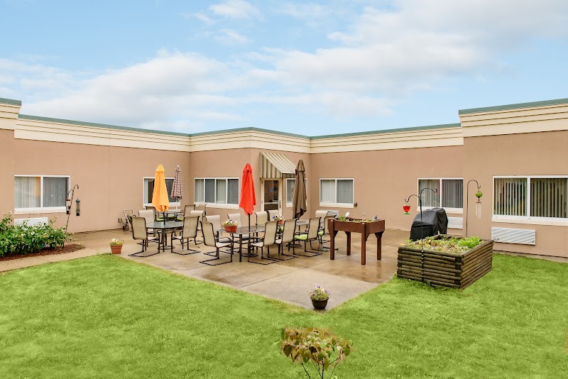 LIFE CARE CENTER OF STONEHAM nursing home in STONEHAM, MA - Photo 4 of 5