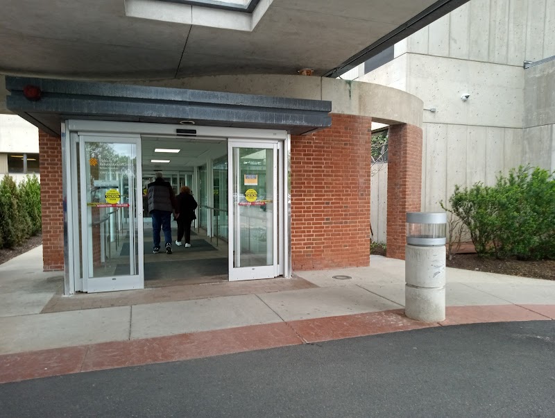 RECUPERATIVE SERVICES UNIT-HEBREW REHAB CENTER nursing home in BOSTON, MA - Photo 5 of 9