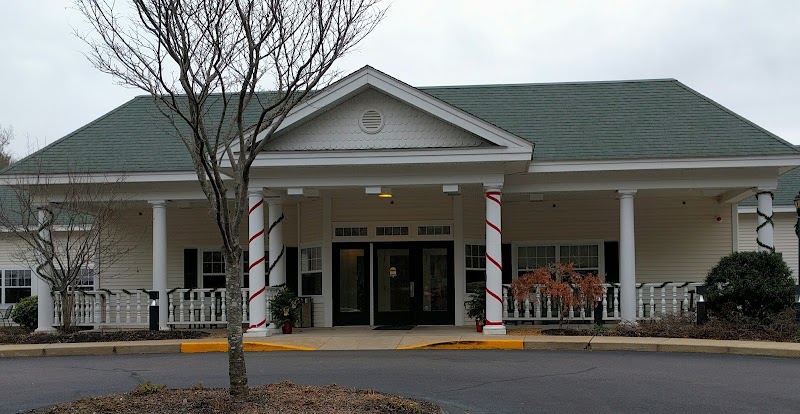 LYDIA TAFT HOUSE nursing home in UXBRIDGE, MA - Photo 3 of 7
