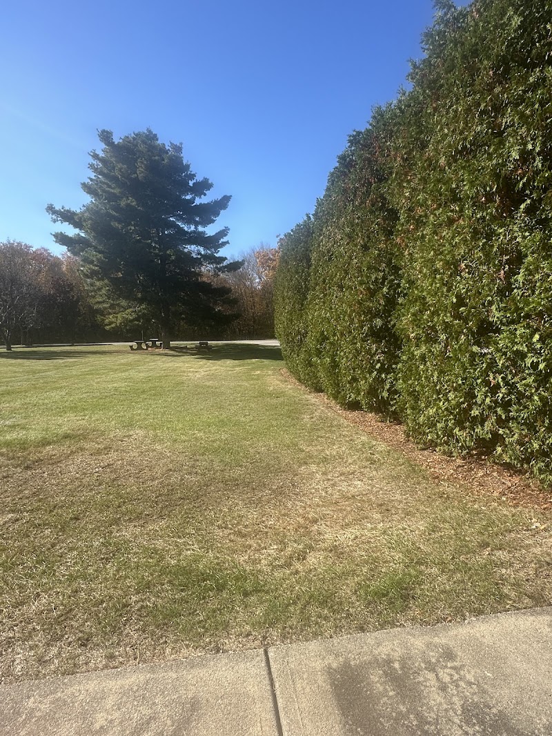 WHITTIER BRADFORD TRANSITIONAL CARE UNIT nursing home in BRADFORD, MA - Photo 5 of 10