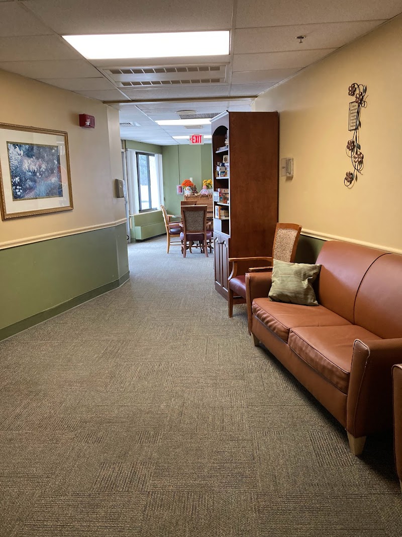 Majestic Care of Battle Creek nursing home in Battle Creek, MI - Photo 3 of 5