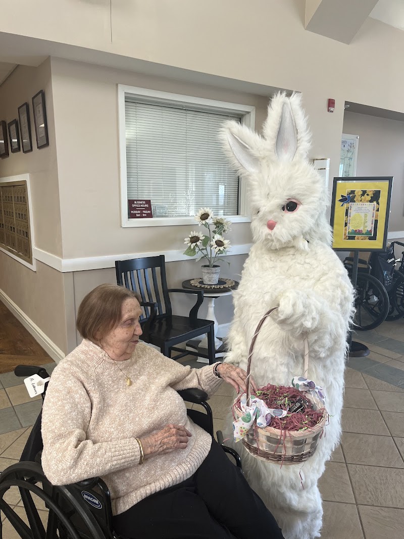 Bay Bluffs-Emmet County Medical Care Facility nursing home in Harbor Springs, MI - Photo 5 of 10