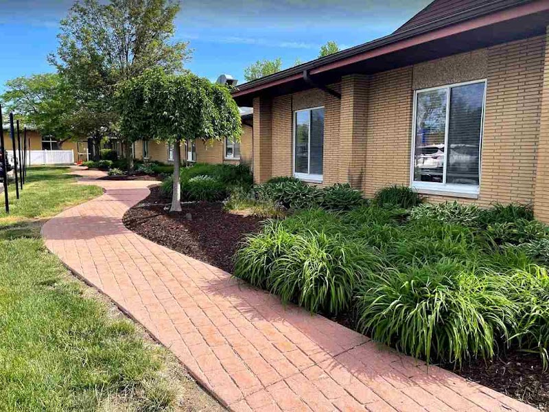 Majestic Care of Livonia nursing home in Livonia, MI - Photo 2 of 5