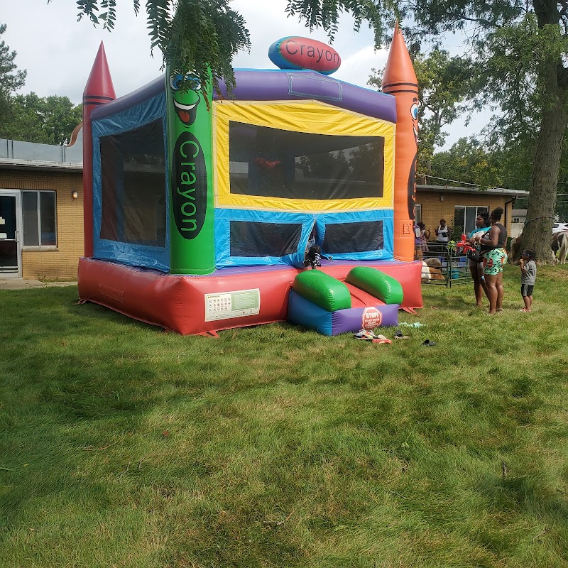 Majestic Care of Livonia nursing home in Livonia, MI - Photo 4 of 5