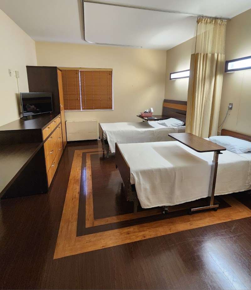 Lynwood Manor Healthcare Center nursing home in Adrian, MI - Photo 3 of 5