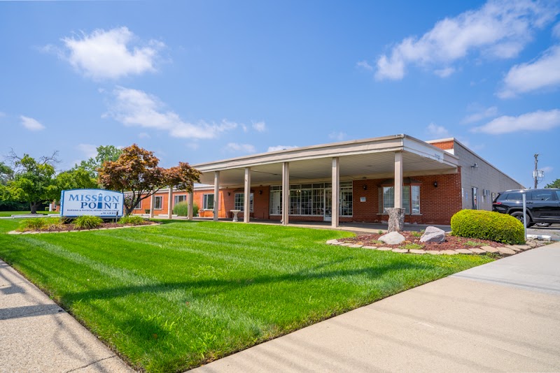 Mission Point Nursing & Physical Rehabilitation Ce nursing home in Warren, MI - Photo 2 of 5