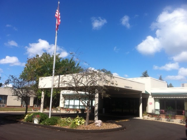 Medilodge of Sterling Heights nursing home in Sterling Heights, MI - Photo 3 of 5