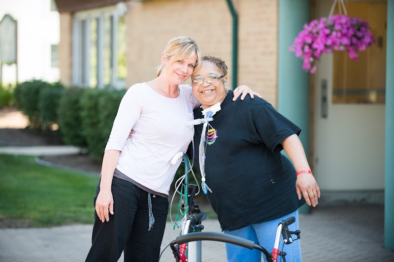 Medilodge of Farmington nursing home in Farmington, MI - Photo 2 of 5