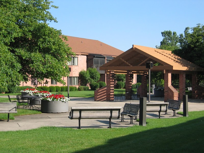 Porter Hills Health Center nursing home in Grand Rapids, MI - Photo 5 of 10