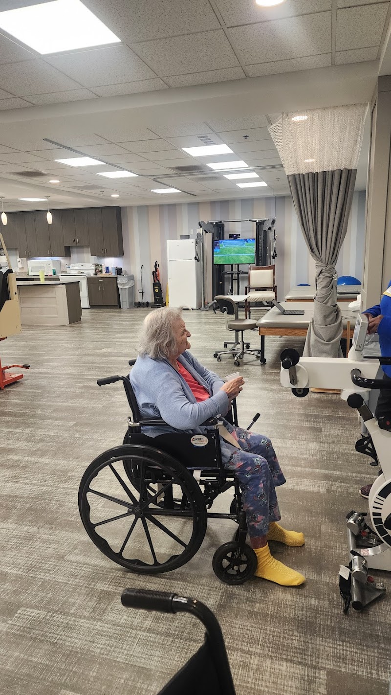 Regency at St. Clair Shores nursing home in St. Clair Shores, MI - Photo 4 of 5