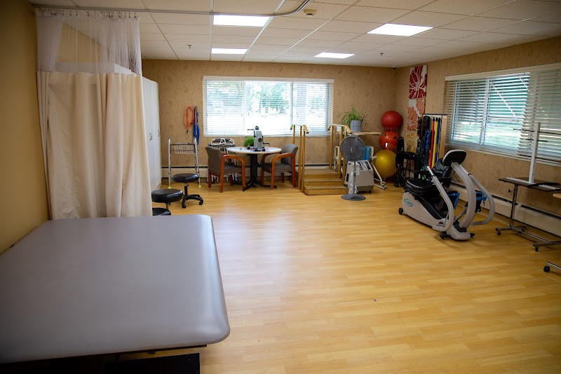 Lahser Hills Care Centre nursing home in Southfield, MI - Photo 3 of 5