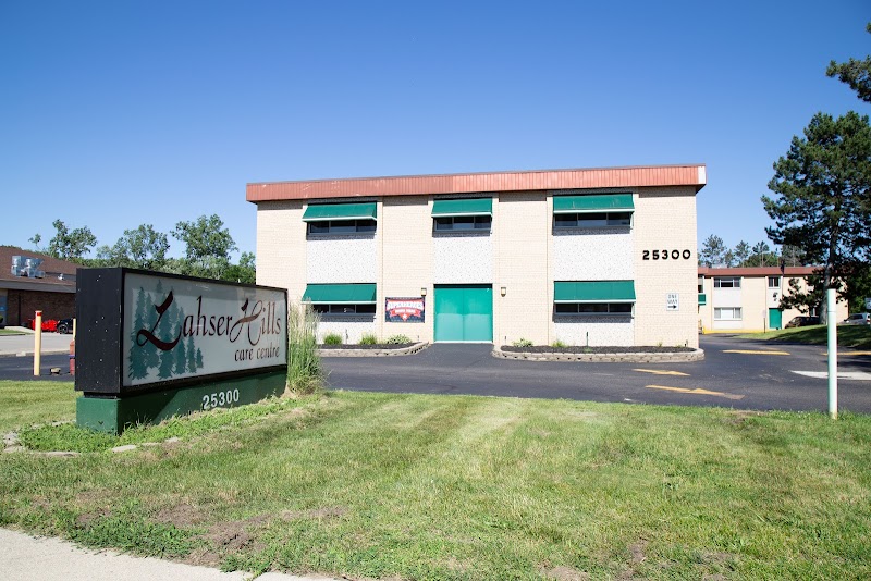 Lahser Hills Care Centre nursing home in Southfield, MI - Photo 5 of 5