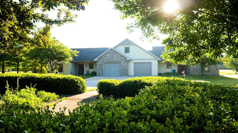 Froh Community Home nursing home in Sturgis, MI - Photo 2 of 10