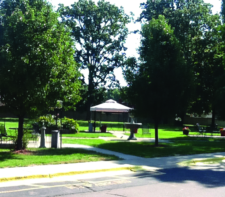 Autumn Woods Residential Health nursing home in Warren, MI - Photo 2 of 5