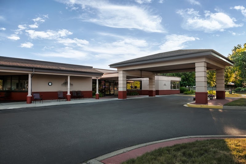 Autumn Woods Residential Health nursing home in Warren, MI - Photo 4 of 5